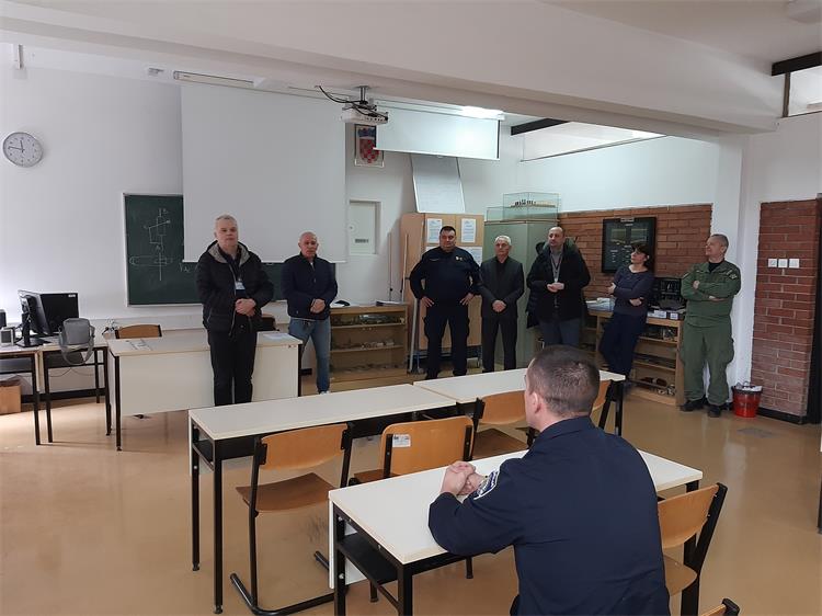 Slika /02_vijesti/2025/2 - veljača/zavr tečaja/ZAVRŠETAK TEČAJA - 31. GRUPA - SL. 3.jpg